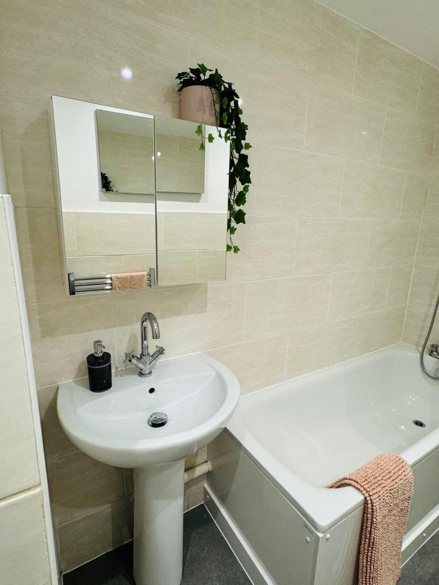 Jubilee Rooms 15 Minutes Central London Exterior photo